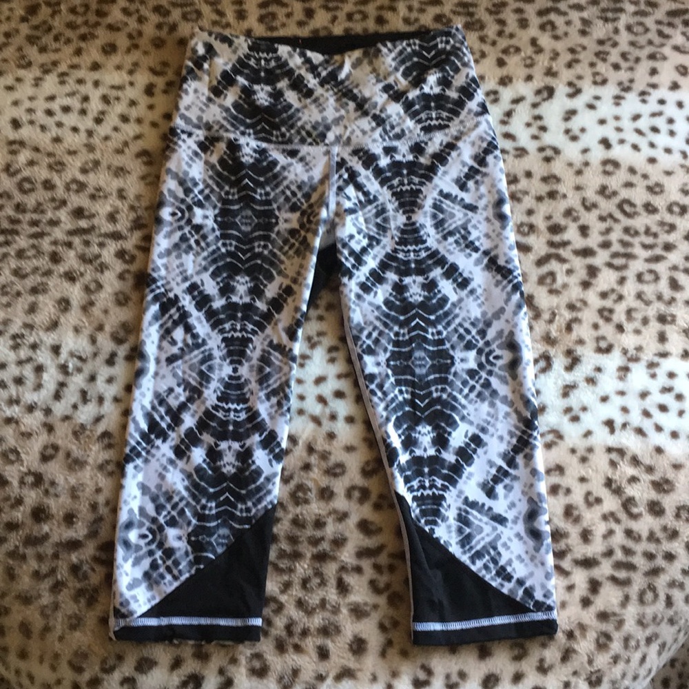 VS Sport Cropped Leggings